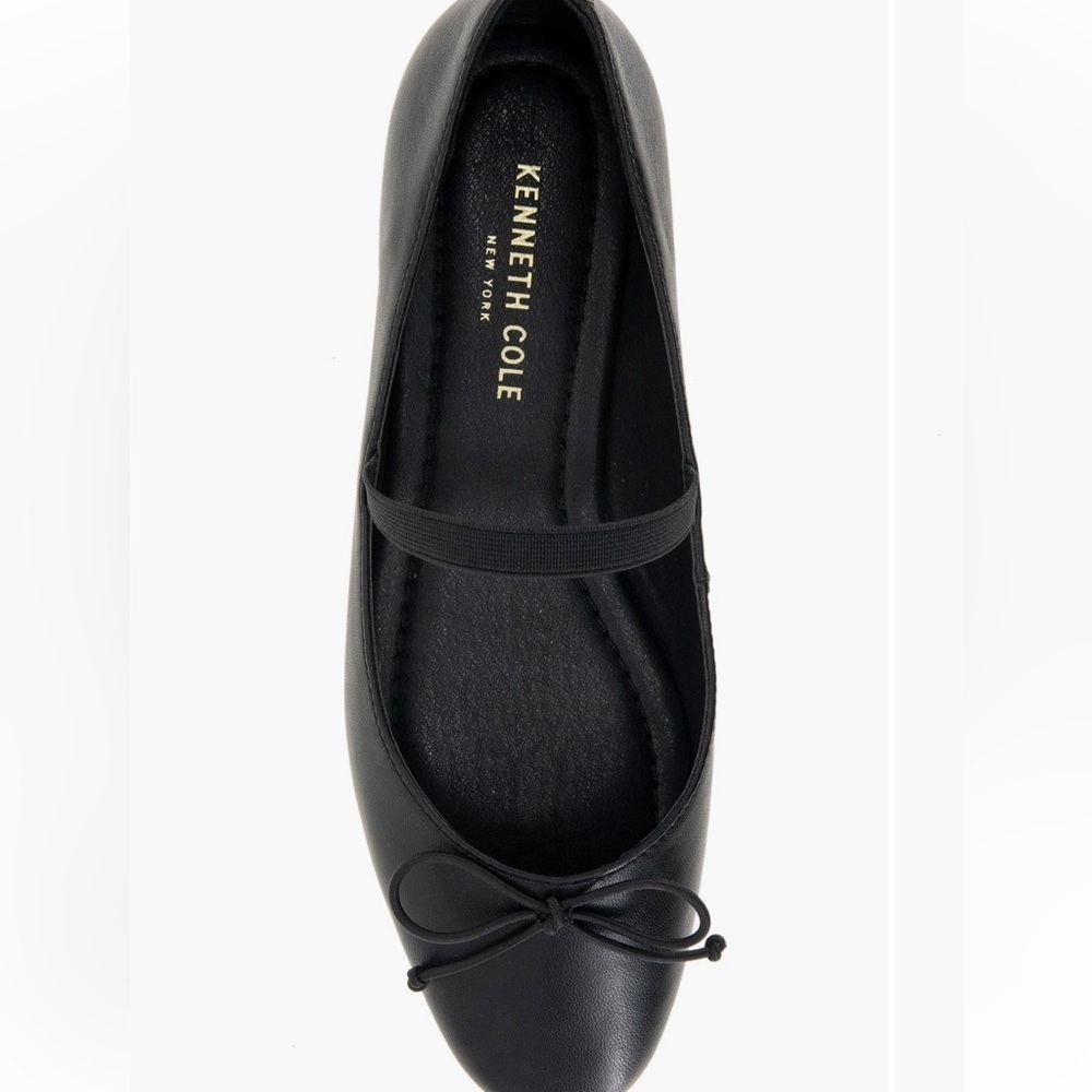 NWOT Kenneth Cole Reaction Myra Flats 7.5 and 9